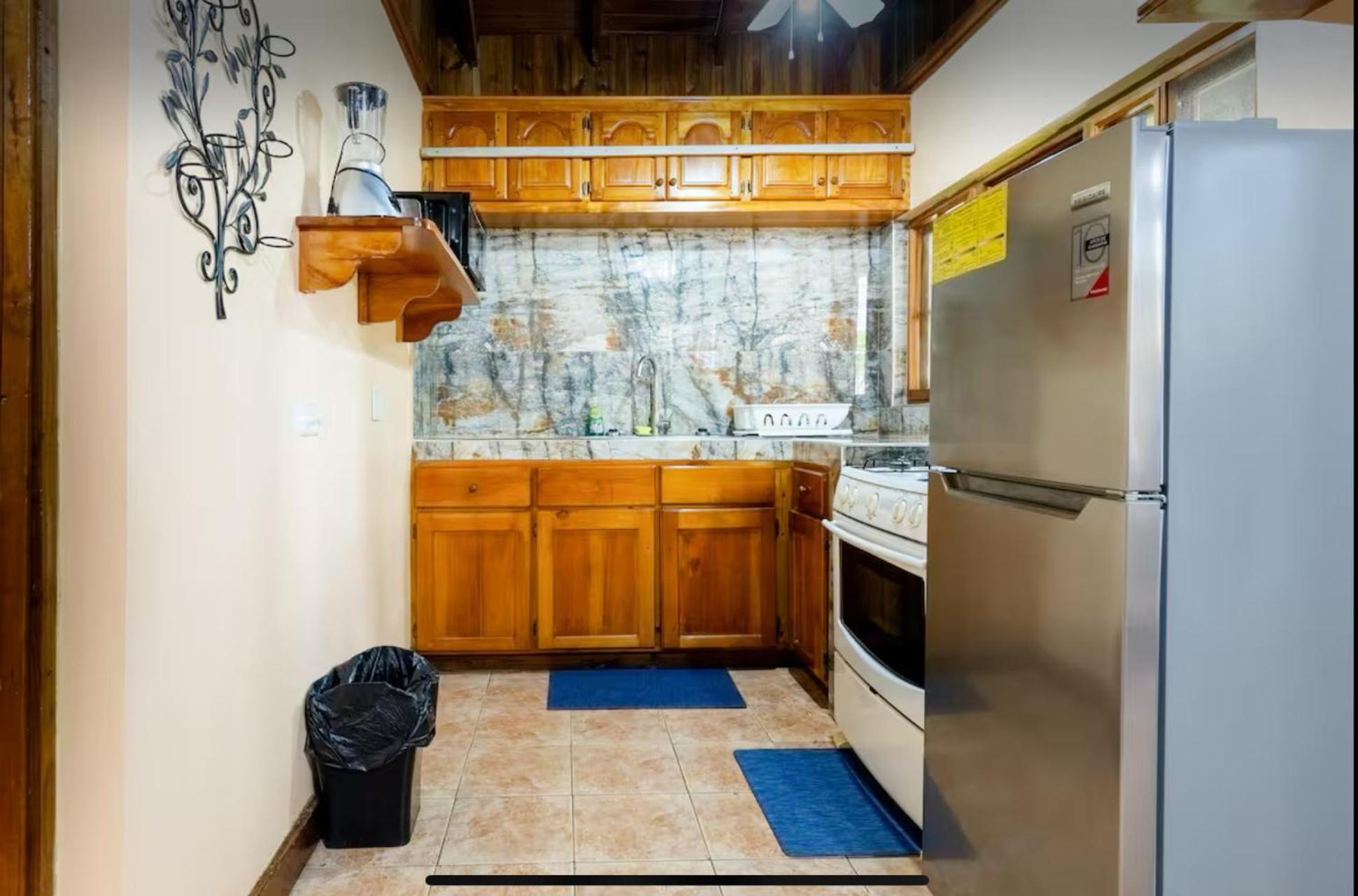 R&V Villa Негрил Экстерьер фото